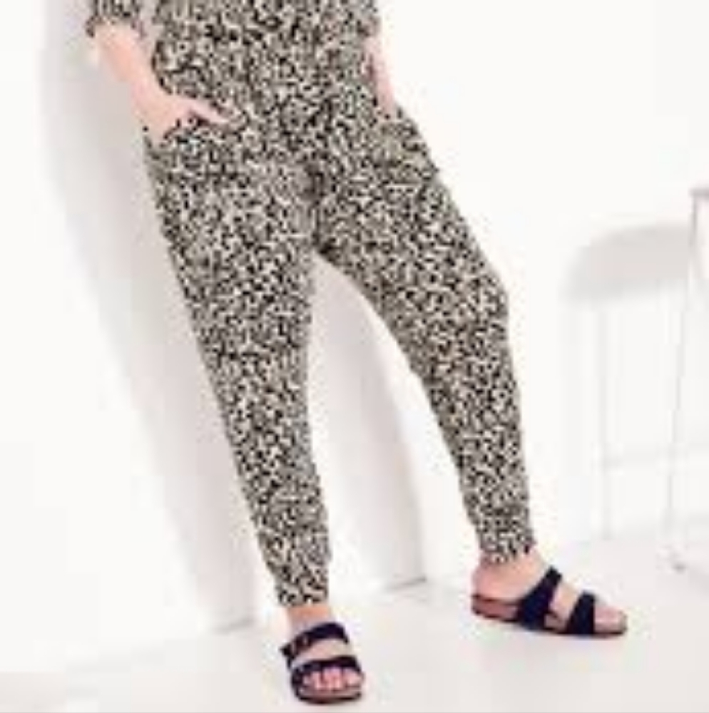 BRAND NEW SOFT animal print hacci knit pants, generously sized